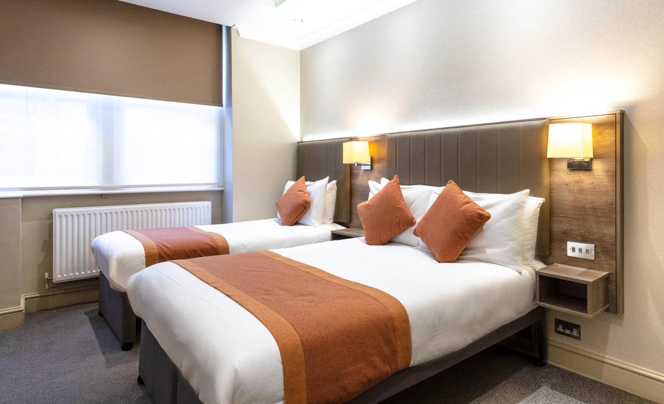 Family 4 Room  Sidney Hotel London Family 4 Room  Sidney Hotel London