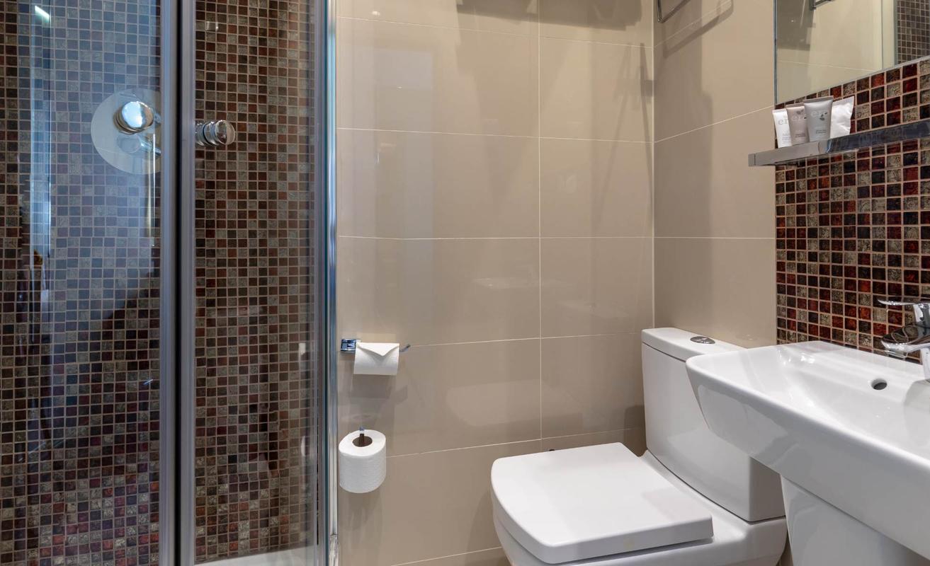 ANNEX Single Room  Sidney Hotel London ANNEX Single Room  Sidney Hotel London