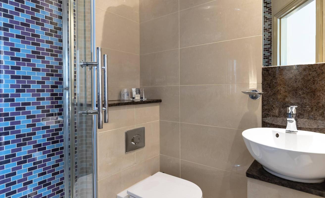 Petite Double Room  Sidney Hotel London Petite Double Room  Sidney Hotel London