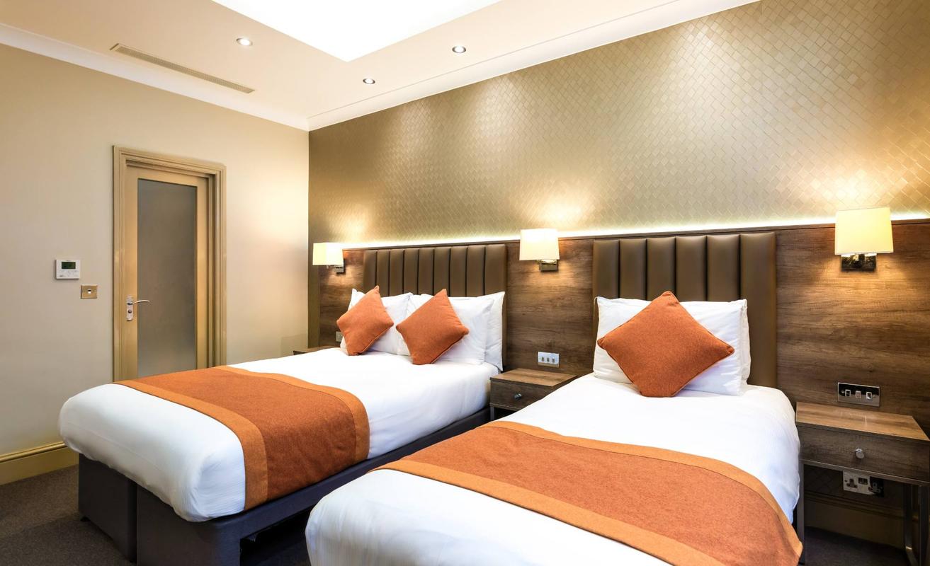 ANNEX Triple Room  Sidney Hotel London ANNEX Triple Room  Sidney Hotel London