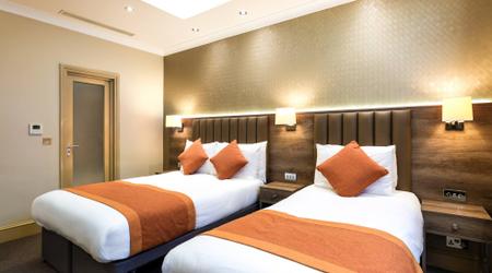 ANNEX Triple Room Sidney Hotel London ANNEX Triple Room Sidney Hotel London