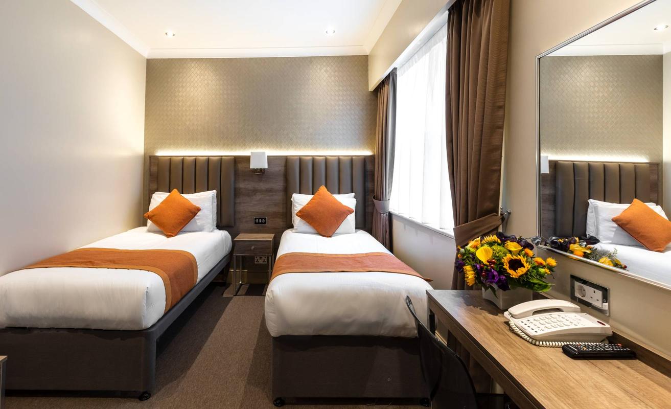 Twin Room  Sidney Hotel London Twin Room  Sidney Hotel London